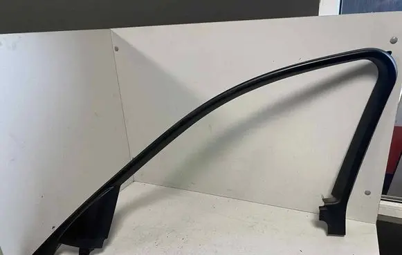 BMW 3 F30 F35 F31 Front door window/glass frame 7259382 08244000