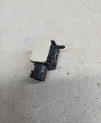 Hyundai Santa Fe Airbag deployment crash/impact sensor 959202B000 SA320080000