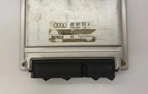 Audi A6 S6 C6 4F Engine control unit/module 4B0907557A