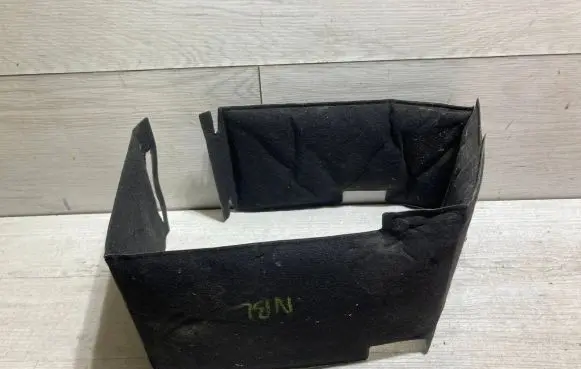 Volkswagen Beetle A5 Battery tray heat shield 1K0915418J