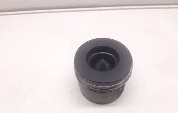 BMW 3 E90 E91 Piston 0840BB N47D20A
