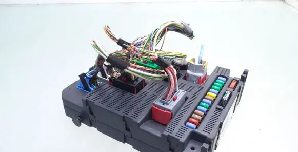 Peugeot 308 Fuse box set 9663798180