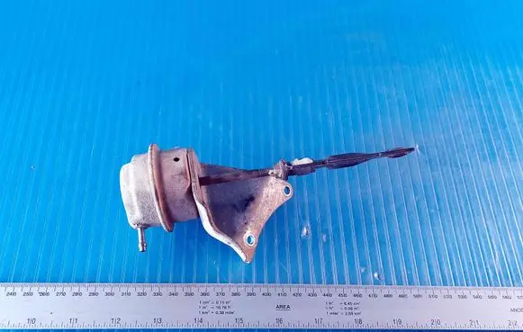 Opel Vivaro Turbo system vacuum part 