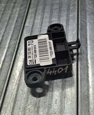 Opel Zafira A Airbag deployment crash/impact sensor 09133263 5WK42856 TGS1499181K
