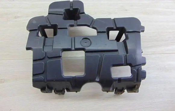 Renault Megane IV Rear bumper mounting bracket 850426190R
