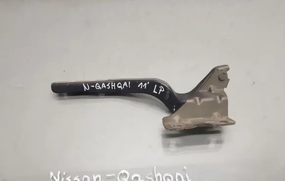 Nissan Qashqai Engine bonnet/hood hinges