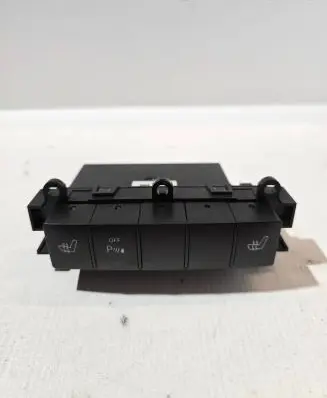 Mercedes-Benz B W245 Seat heating switch 1698209010 33460902 30070510236655