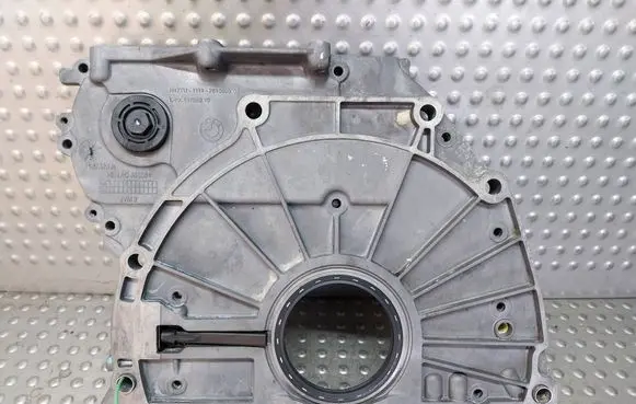 BMW X1 E84 Timing chain cover S26372377 7810695