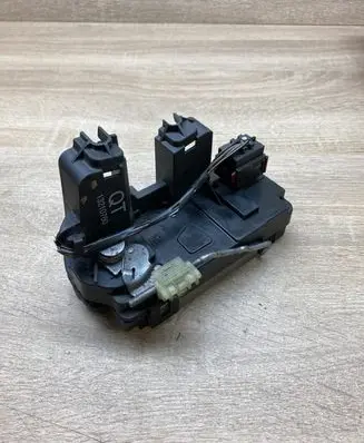 Front door lock