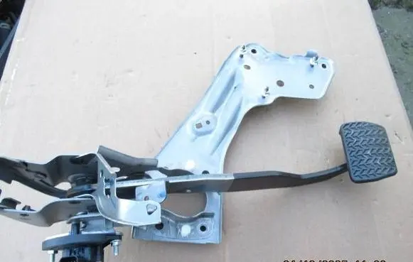 Toyota Yaris Cross Brake pedal 0265012547 89510K0011