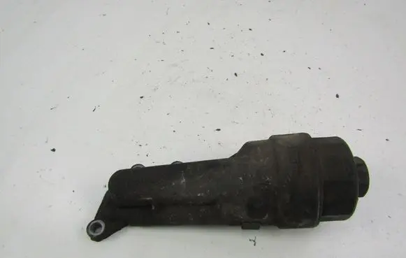 Opel Agila A Oil filter mounting bracket 90530259