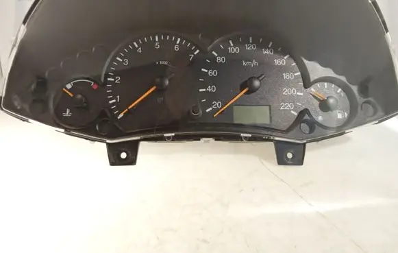 Ford Focus Speedometer (instrument cluster) 98AP10841BC 990607083210