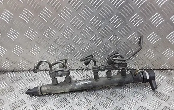 Toyota Yaris Fuel main line pipe 0445214098