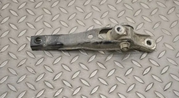 Volkswagen Golf VII Engine mount bracket 5Q0199855AF