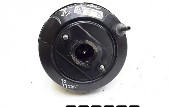 Toyota Corolla E110 Brake booster lsh65