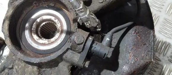 Toyota RAV 4 (XA20) ABS brake wheel speed sensor