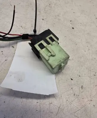 BMW 7 E65 E66 Other relay 61368373700