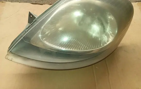 Renault Trafic II (X83) Headlight/headlamp 7700311371