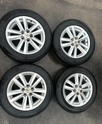 Mitsubishi Outlander R17 alloy rim 