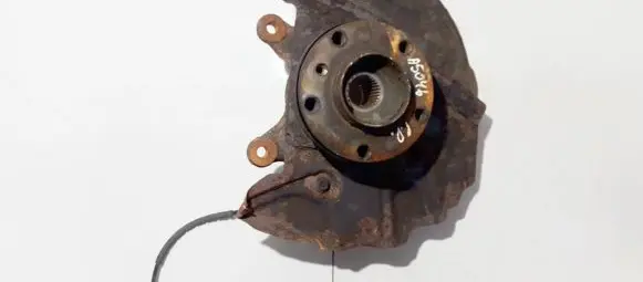 BMW X5 E53 Front wheel hub