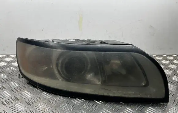 Volvo V50 Headlight/headlamp 20B887 PLE13125 13026