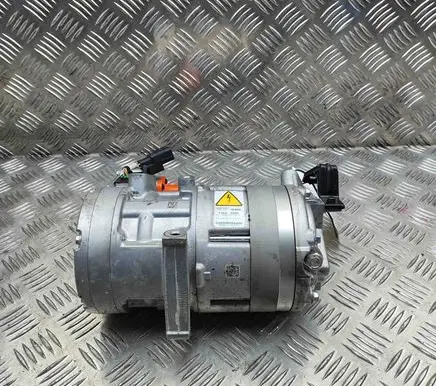 KIA Sportage Air conditioning (A/C) compressor (pump) 977E1CZ000