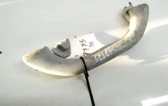 Volkswagen PASSAT B5 Rear interior roof grab handle 3B0857607A