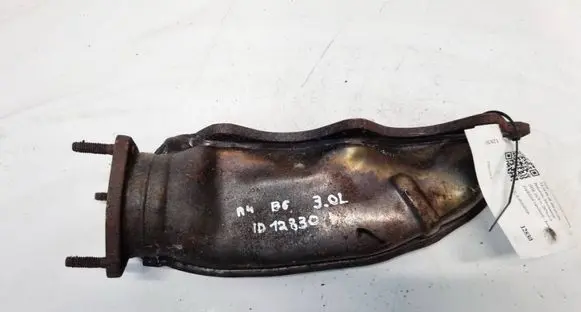 Audi A4 S4 B6 8E 8H Exhaust manifold 06C253031H