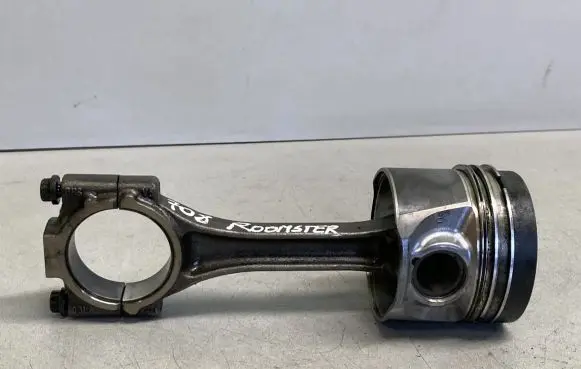 Skoda Roomster (5J) Piston with connecting rod