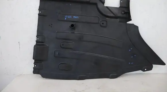 BMW X3 G01 Front underbody cover/under tray 7394810