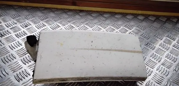 Under headlight/headlamp trim