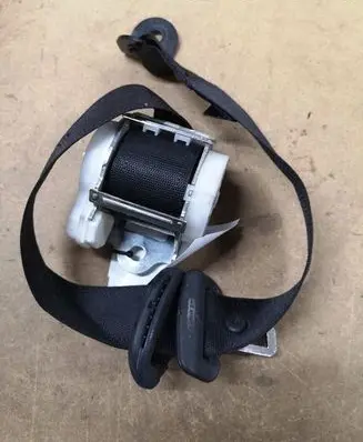 Opel Vectra C Rear seatbelt 0403035