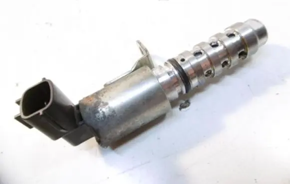 Renault Megane III Camshaft position sensor 