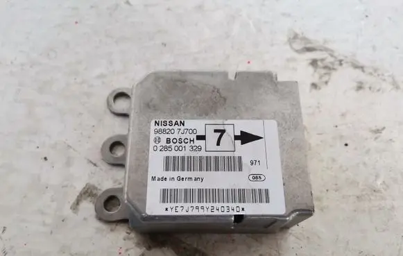 Nissan Primera Airbag control unit/module 0285001329