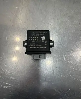 Audi A5 8T 8F Light module LCM 8K5907357 00837914 00040003