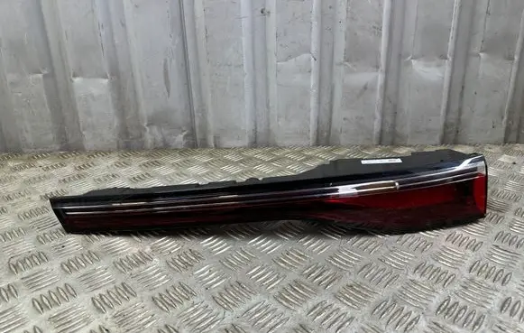 Renault Megane E-Tech Tailgate rear/tail lights 265500078R 00221888