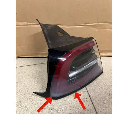Tesla Model Y Rear/tail lights 1077397 1077399