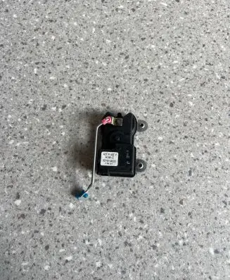 Hyundai H-1, Starex, Satellite Front door lock motor 957404A020