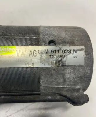 Volkswagen PASSAT B6 Starter motor 02M911023N TS18E3