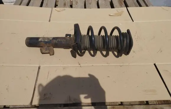 Ford Focus C-MAX Front shock absorber with coil spring