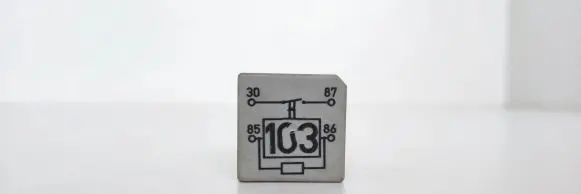 Volkswagen Golf III Other relay 357911253 14030000