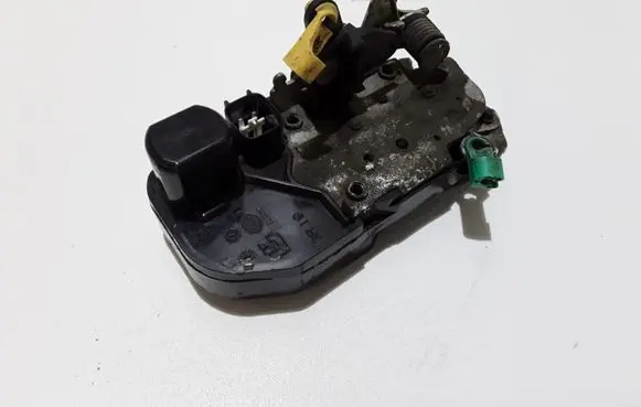 Chrysler 300 - 300C Front door lock