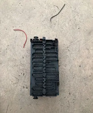 Volkswagen Sharan Fuse box set 7M0937025D
