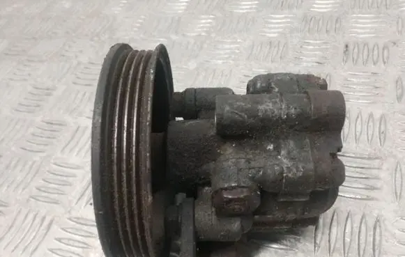 KIA Rio Power steering pump