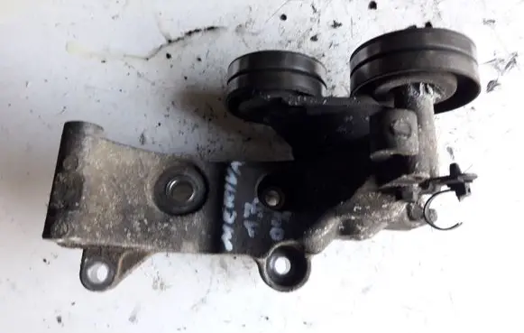 Opel Meriva A Generator/alternator belt tensioner 