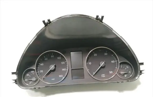 Mercedes-Benz C W203 Speedometer (instrument cluster) A2035401048
