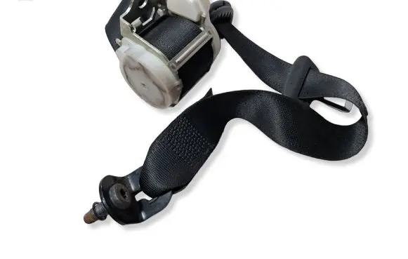 Opel Vectra C Rear seatbelt 13120718F