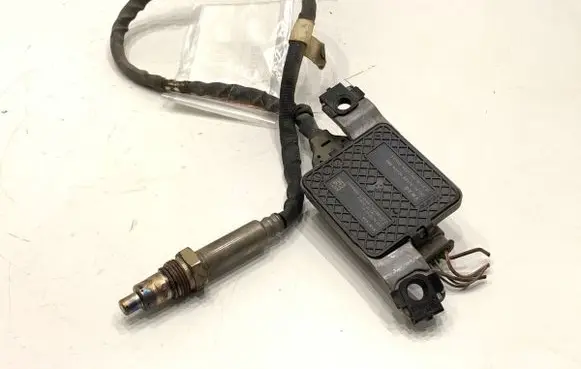 Skoda Superb B8 (3V) Lambda probe sensor 04L907805BG
