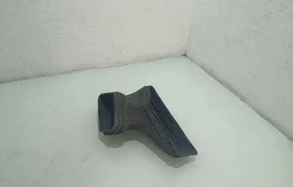 Audi A5 Sportback 8TA Air intake duct part 102130001