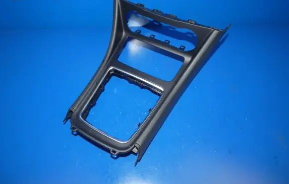 Mercedes-Benz GLA W156 X156 Gear shifter surround trim plastic A1766807100 1248676B 16122015